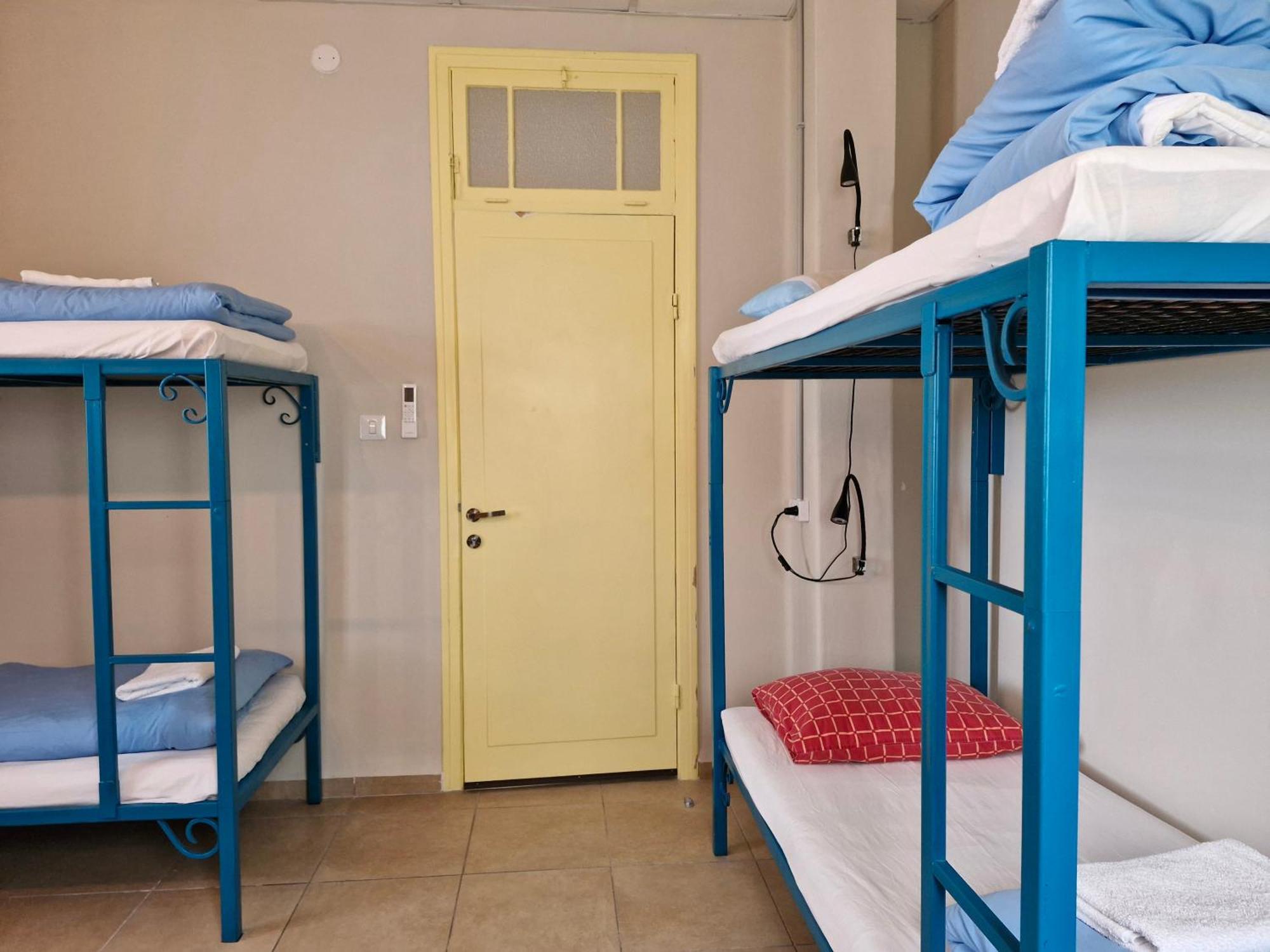 Hostel Roks Хайфа Экстерьер фото