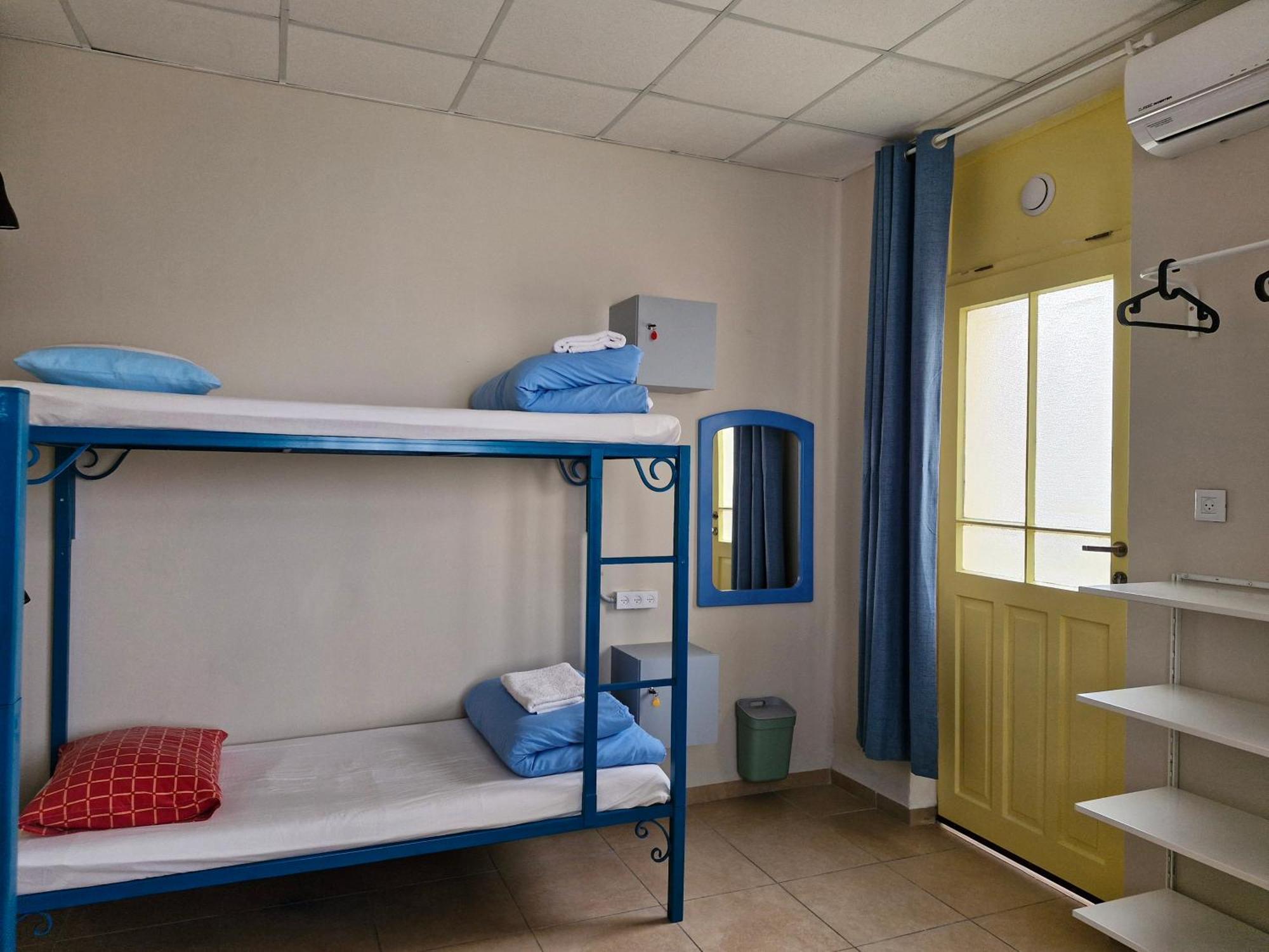 Hostel Roks Хайфа Экстерьер фото