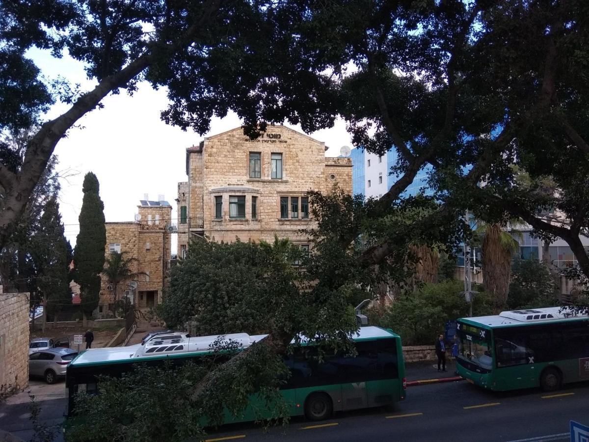 Hostel Roks Хайфа Экстерьер фото