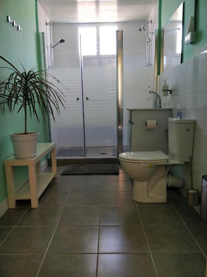 Hostel Roks Хайфа Экстерьер фото